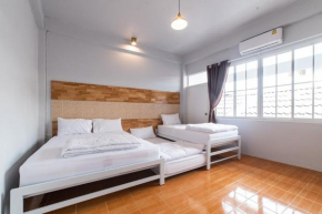 J Cube Betong - Private House